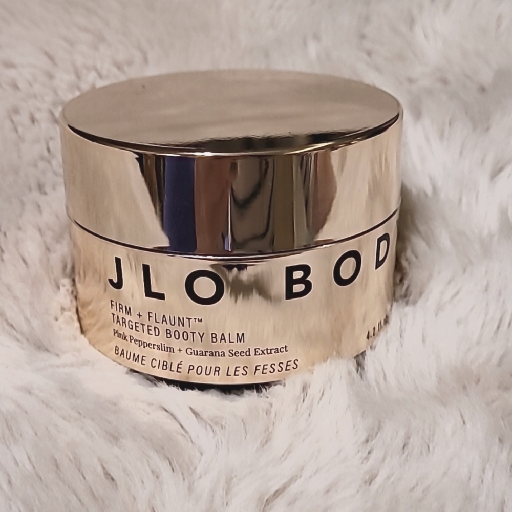 JLO BODY Firm + Flaunt targeted booty balm